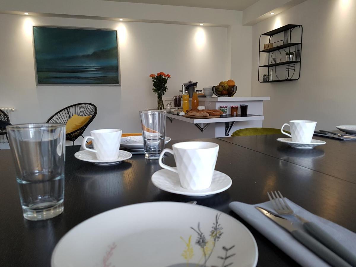 La Belle Jaune- Bed And Breakfast Moulins-les-Metz エクステリア 写真