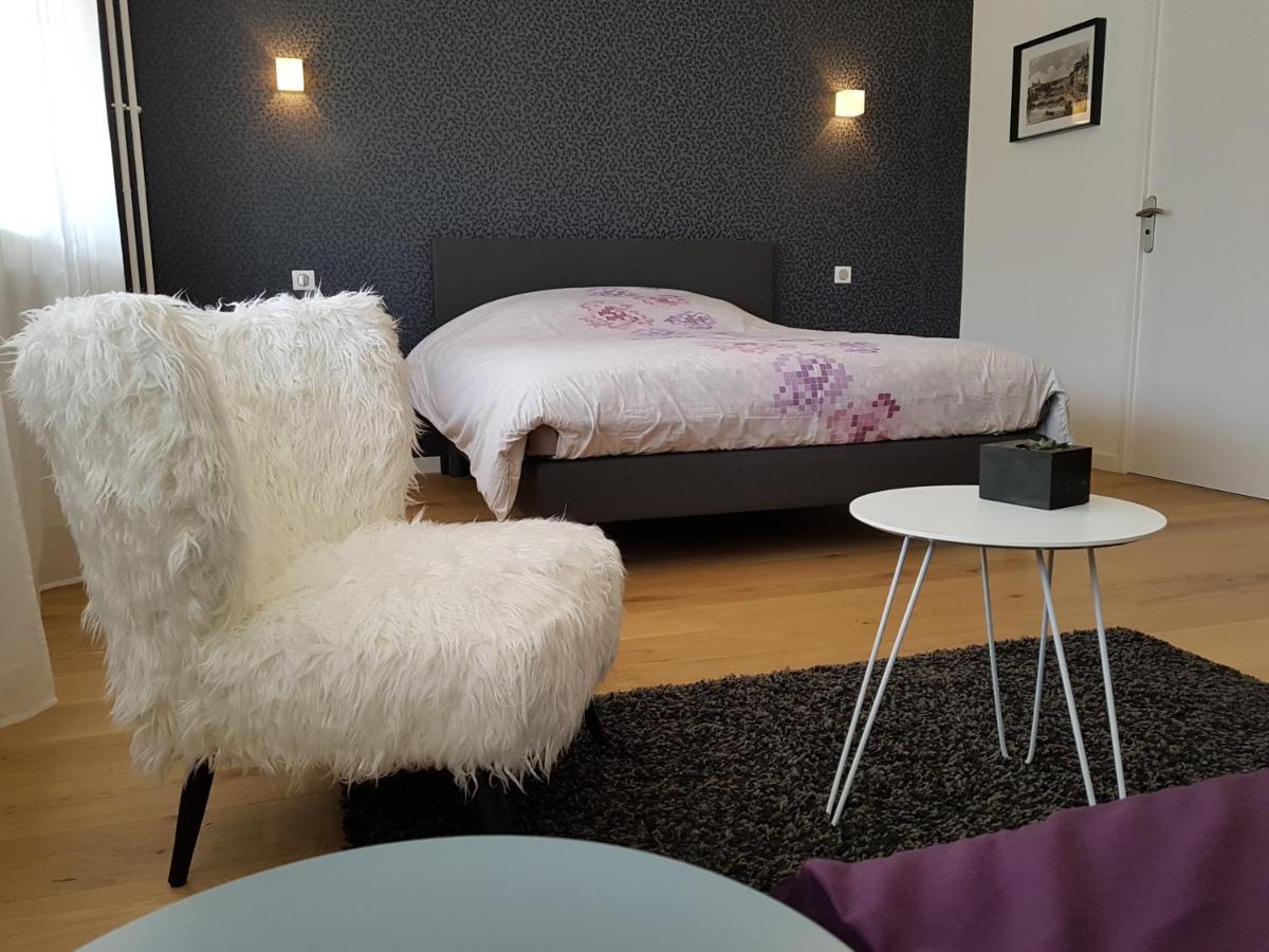 La Belle Jaune- Bed And Breakfast Moulins-les-Metz エクステリア 写真